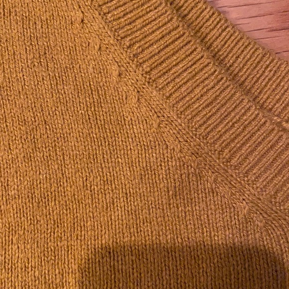 NWOT Madewell Double-V Pullover Sweater in Gold - Picture 3 of 7